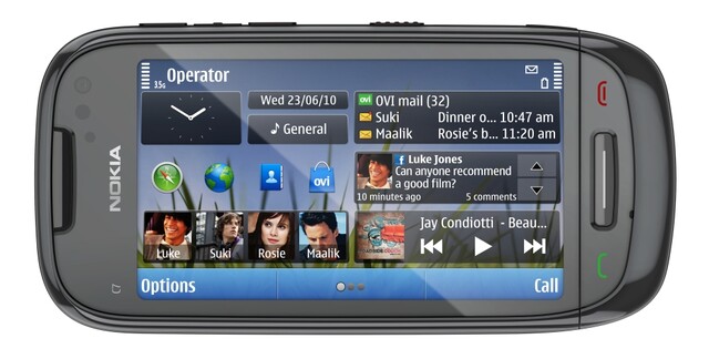 Nokia C7: Vorderseite