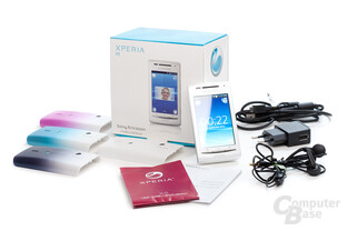 Lieferumfang des Xperia X8