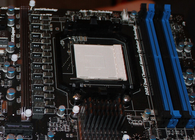 MSI 990FX-Mainboard mit Sockel AM3+