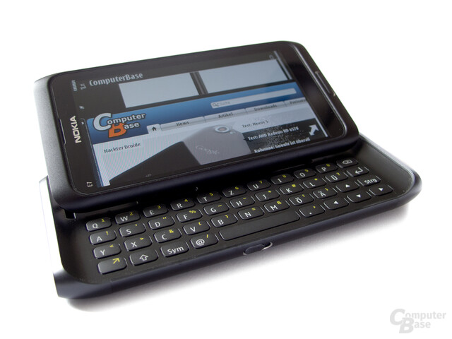 Nokia E7-00