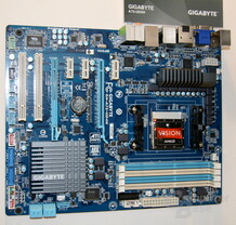 „Llano“-Mainboards auf der Computex 2011 „Llano“-Mainboards auf der Computex 2011