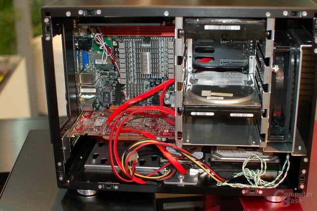 Lian Li PC-Q25
