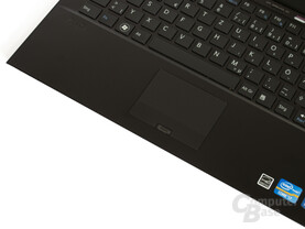 Sony Vaio Z21: Zu kleines Touchpad