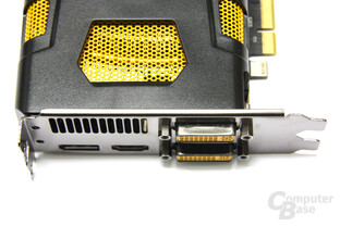 GeForce GTX 560 Ti 448 Core LE Anschlüsse
