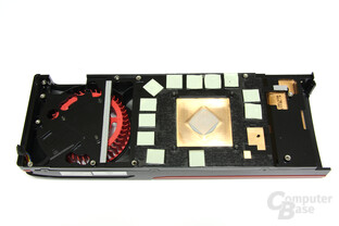Radeon HD 7970 Kühlerrückseite Radeon HD 7970 Kühlerrückseite