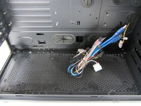 Aerocool Strike-X ST – Innenraum