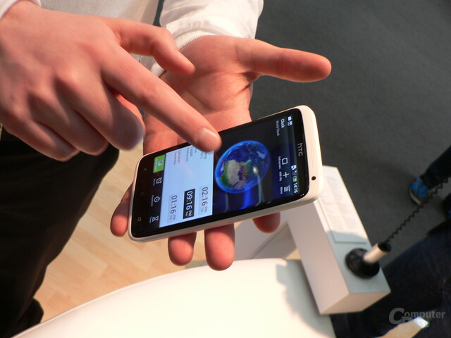 HTC One X