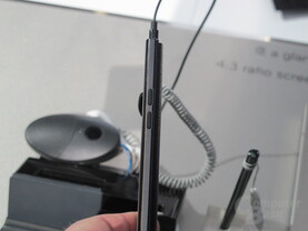 LG Optimus Vu