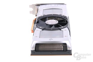 GeForce GTX 690 von hinten