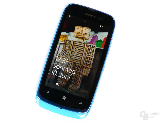 Nokia Lumia 610 – Front