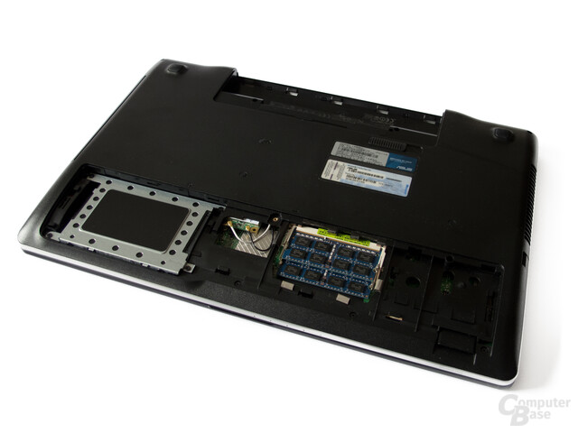 Leicht zugänglich: HDD und RAM