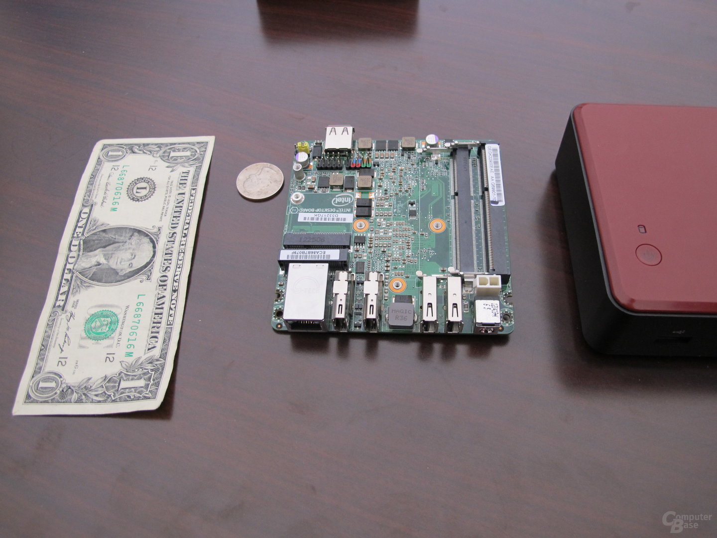 Intel NUC
