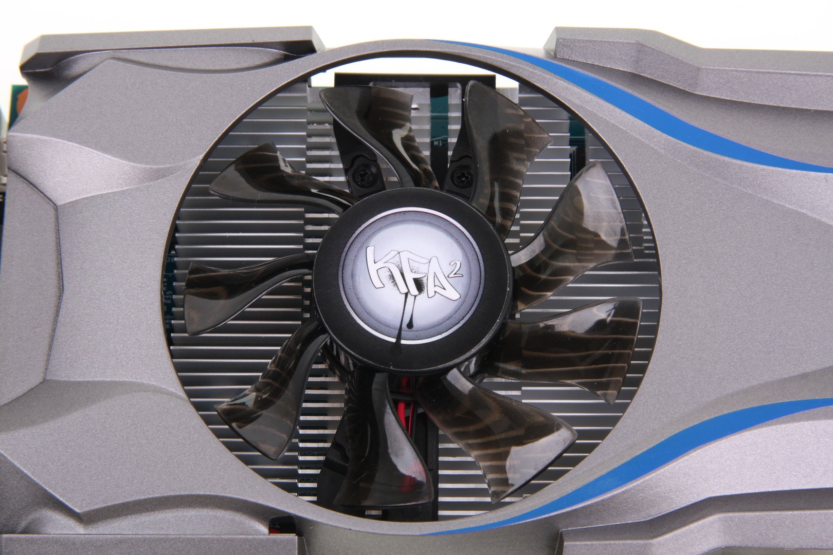 GeForce GTX 650 OC EX Anschlüsse (Bild 9/63) - ComputerBase GeForce GTX 650 OC EX Anschlüsse (Bild 9/63) - ComputerBase