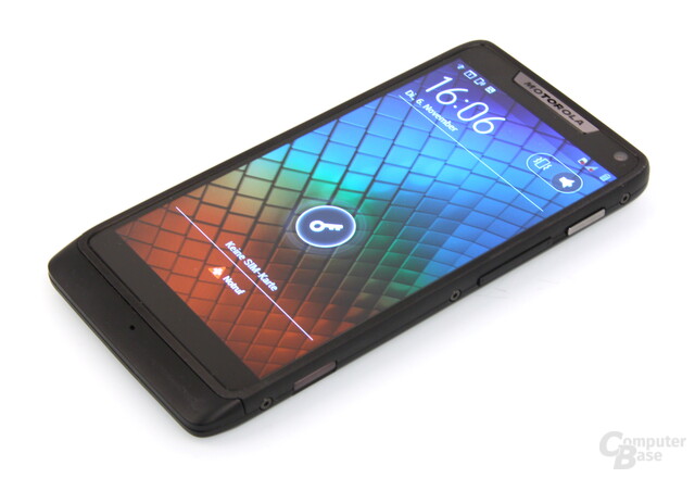 Motorola RAZR i Front