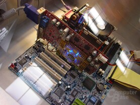 Radeon 9700 mit blauem Lüfter