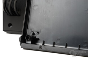 Fractal Design Node 304 – Befestitung Frontverkleidung