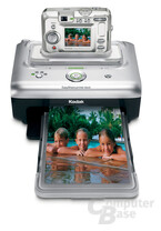 Kodak EasyShare CX7530 mit EasyShare Kamerastationen