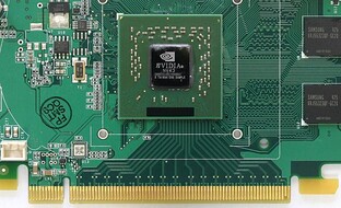 GeForce 6600 Draufsicht ohne Kühler