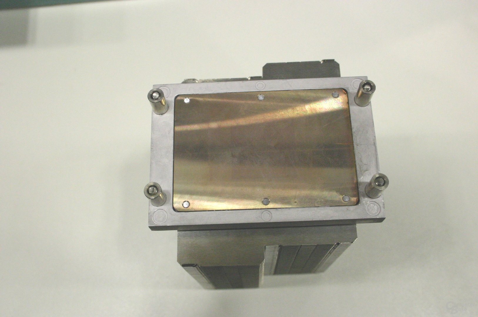 Referenzkühler für Dual-Core-Xeon