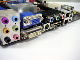 AOpen i915GMm-HFS ATX Panel