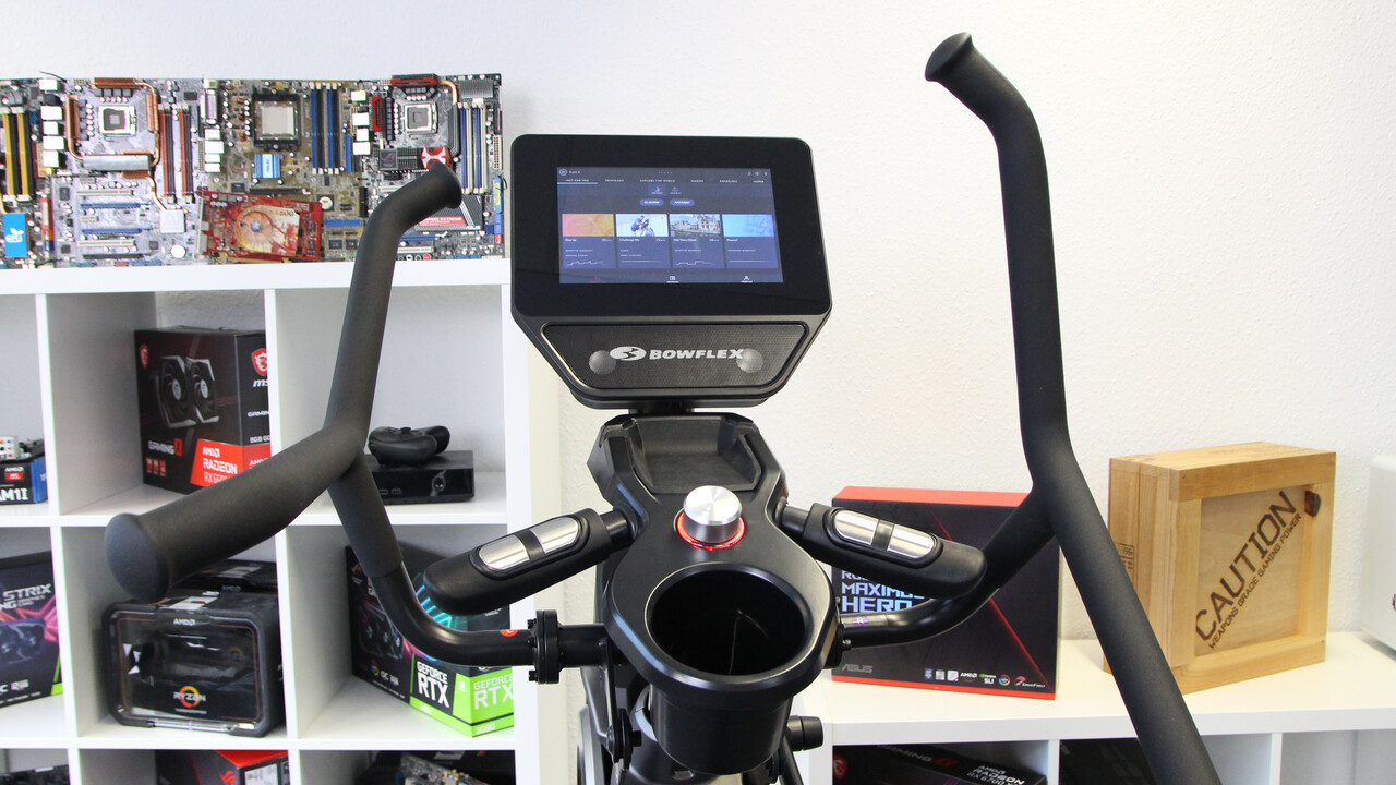 Bowflex Max Trainer M9 im Test: Fitnessgerät mit Display fürs Streaming beim Workout