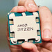 Ryzen 7000: AMD zeigt Zen-4-CPU mit 5 GHz in Halo auf Sockel AM5