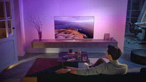 Philips OLED807: Ambilight-Fernseher mit noch hellerem LG-OLED-EX-Panel