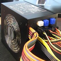 Anschlüsse der neuen Tagan Netzteile | Quelle: Tomshardwareguide.de