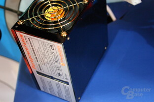 Thermaltake 680-Watt-Netzteil