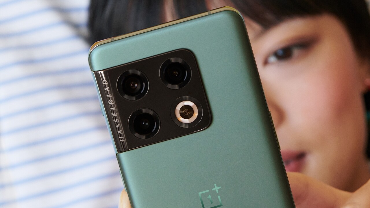OnePlus 10 Pro: Smartphone mit Hasselblad-Kamera startet für 899 Euro