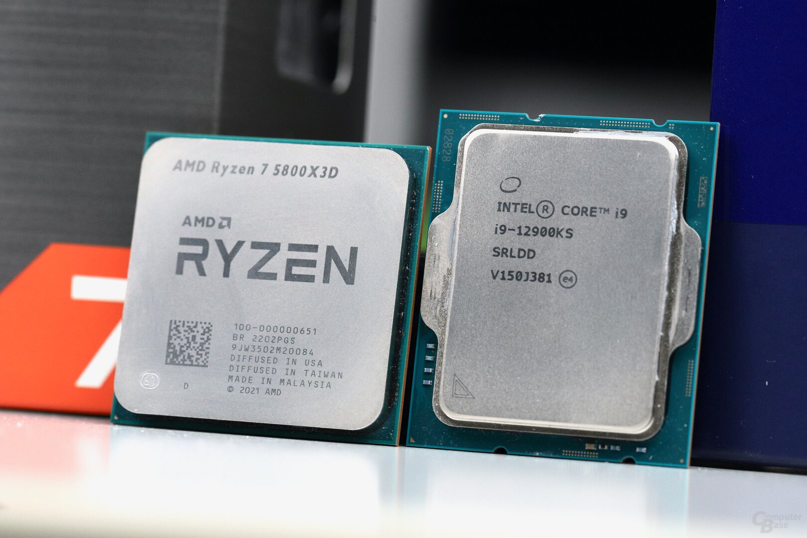 Ryzen 5800 x3d. Процессор AMD Ryzen 7 5800x. Процессор AMD Ryzen 7 5800x3d OEM. Процессор AMD Ryzen 7 5800x3d OEM скрин. Ryzen 7 5800x без крышки.