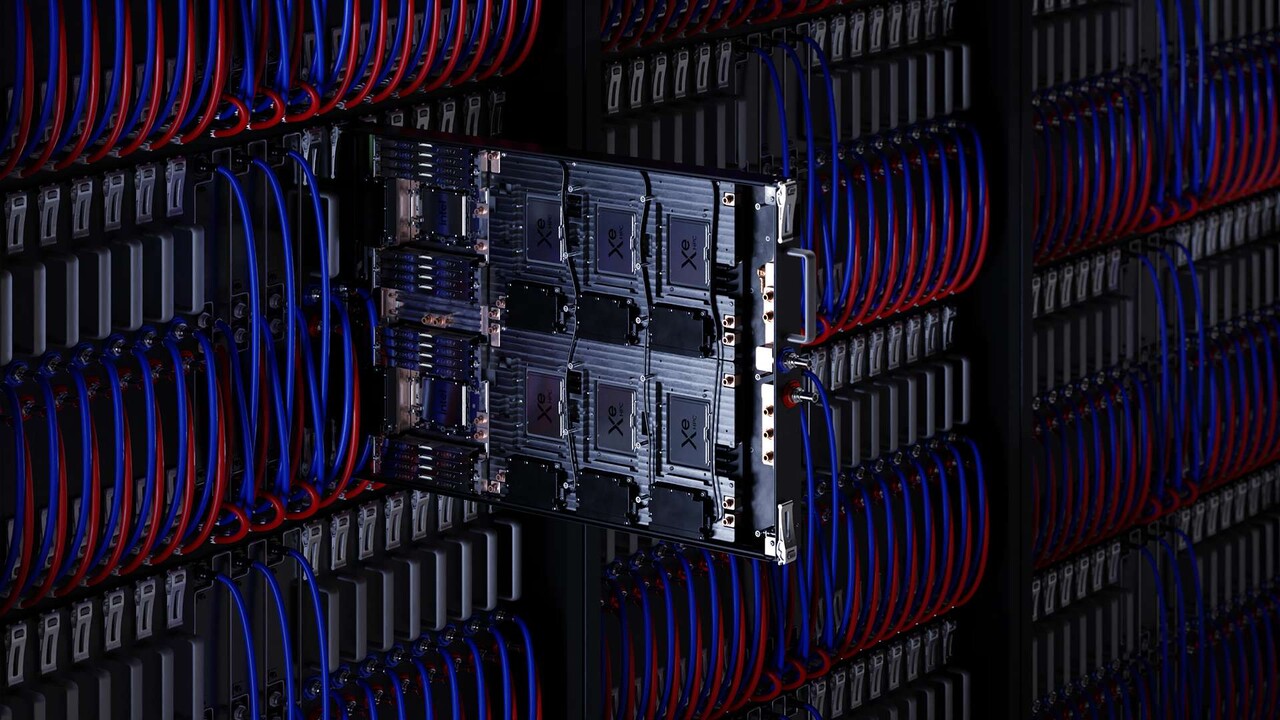 Supercomputer Aurora: Bis auf Intels Chips wird das Exascale-System nun gebaut