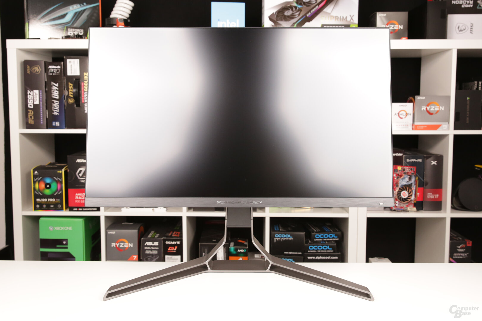 AOC Porsche Design Agon Pro PD32M