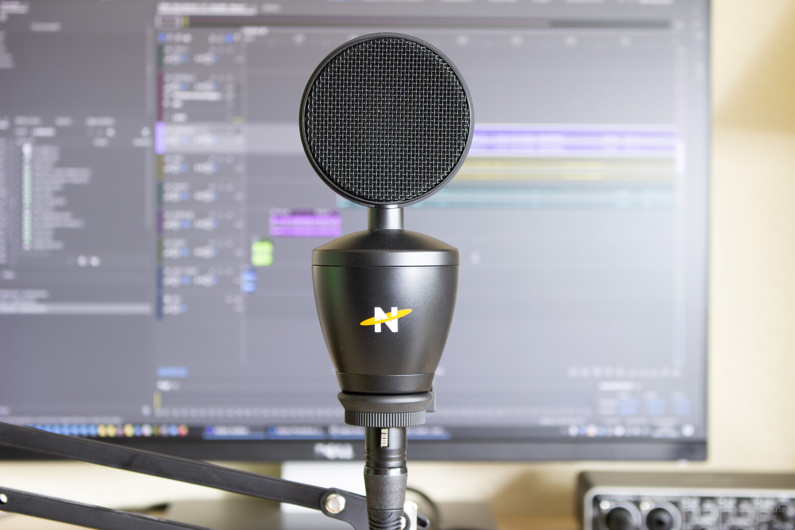 Das Worker Bee II ist etwas kleiner und kommt ohne Spinne daher