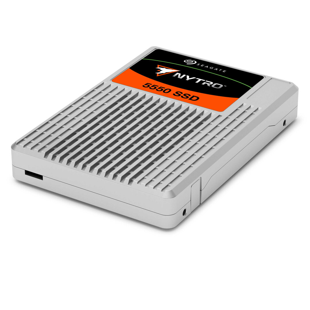 Nytro 5550 SSD (15 mm)