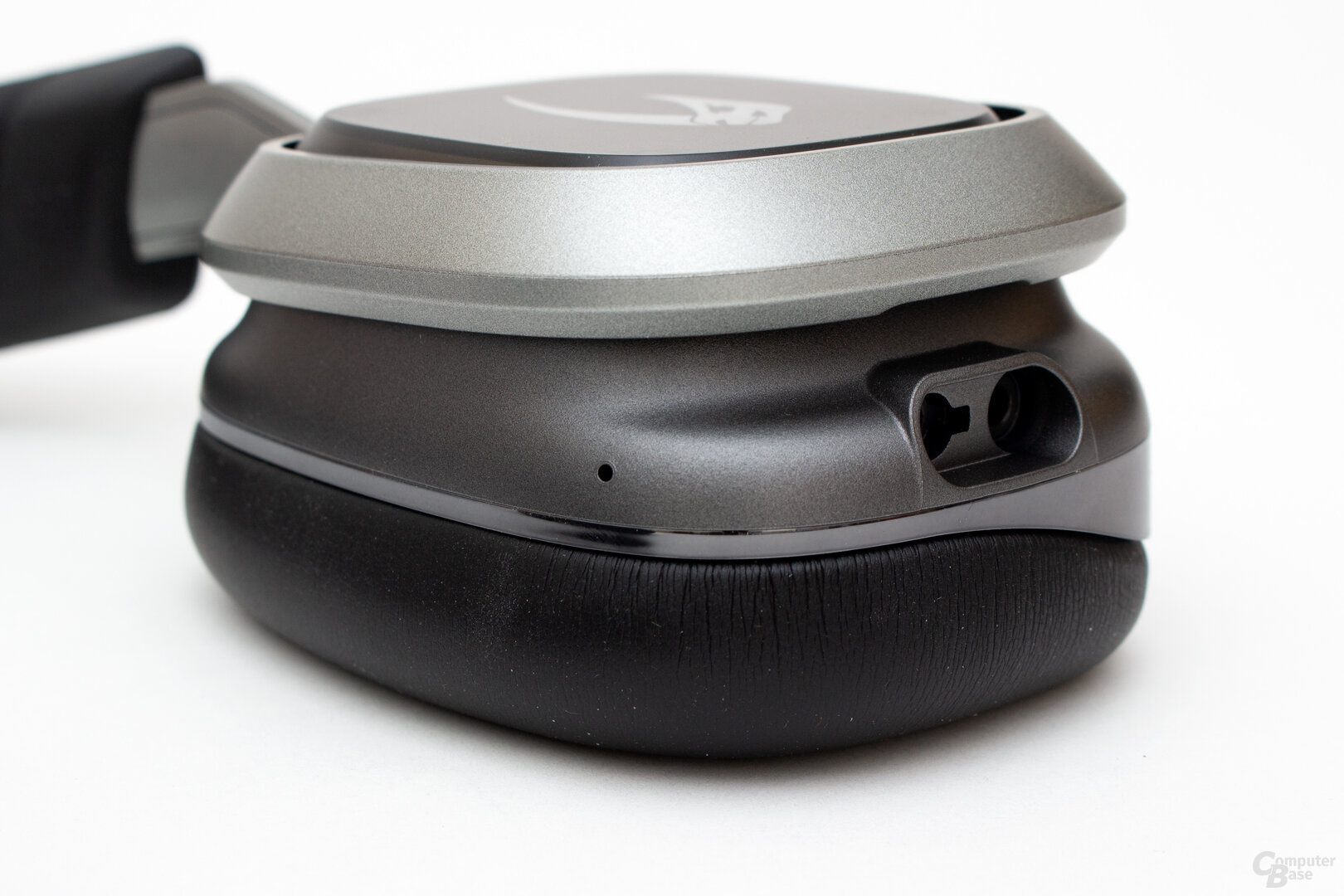 Das eingebaute Mikrofon des Logitech A30