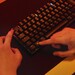 Cherry Xtrfy: Gaming-Offensive startet mit schnellen Funk-Tastaturen