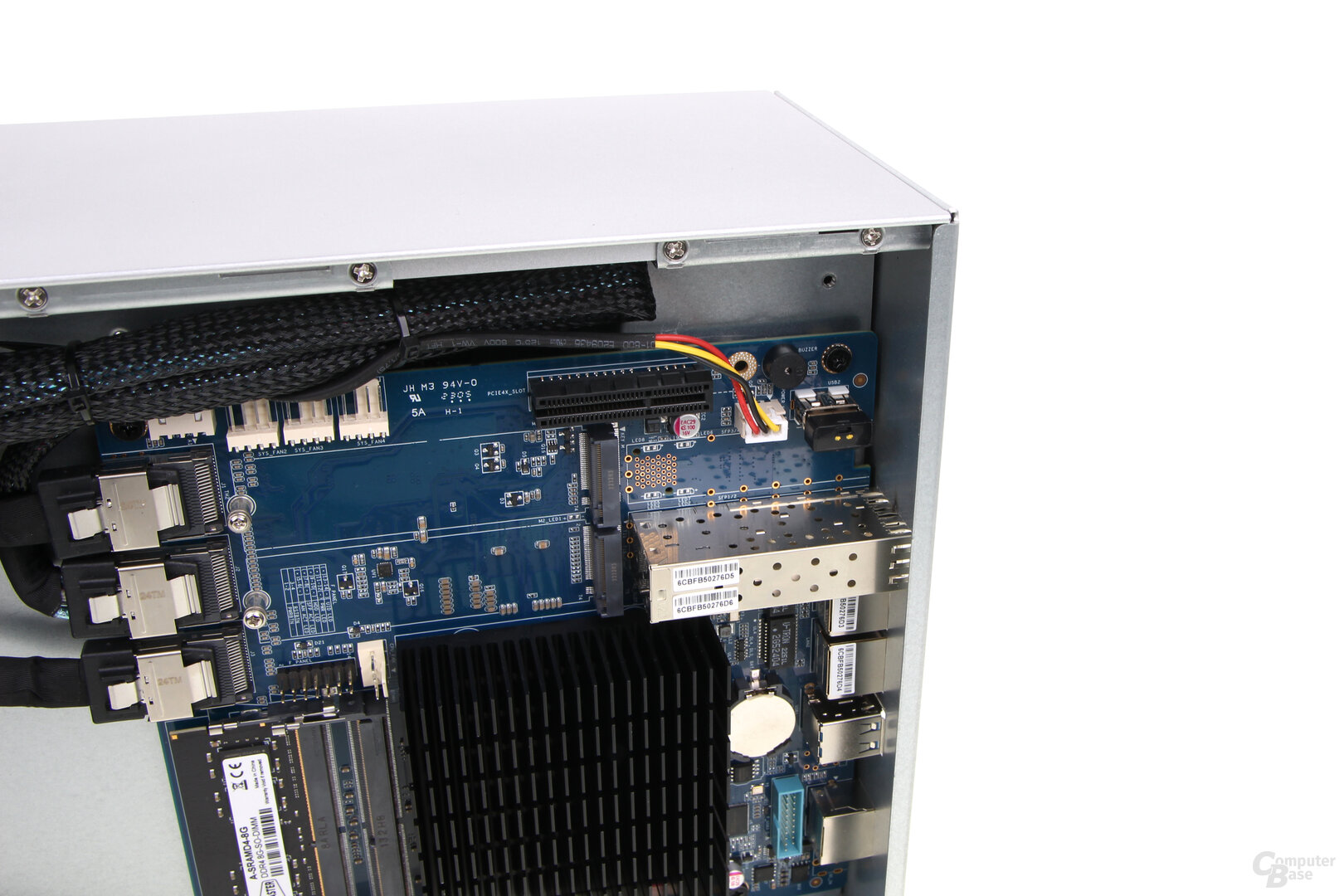 TerraMaster T9-450: PCIe, aber keine Slotblende