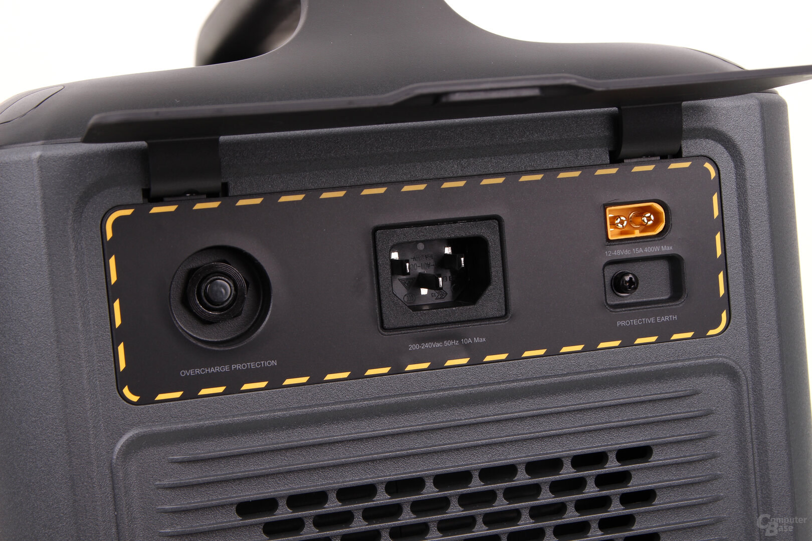 Ladeanschlüsse der Ugreen PowerRoam 1200