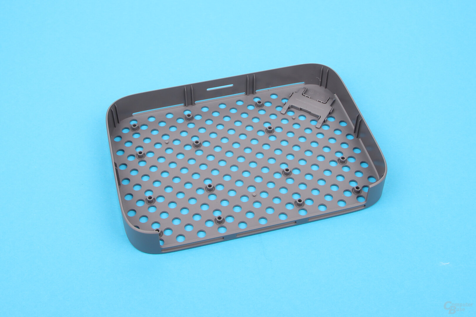 Schutzabdeckung für den Wechselrichter mit Werkzeug