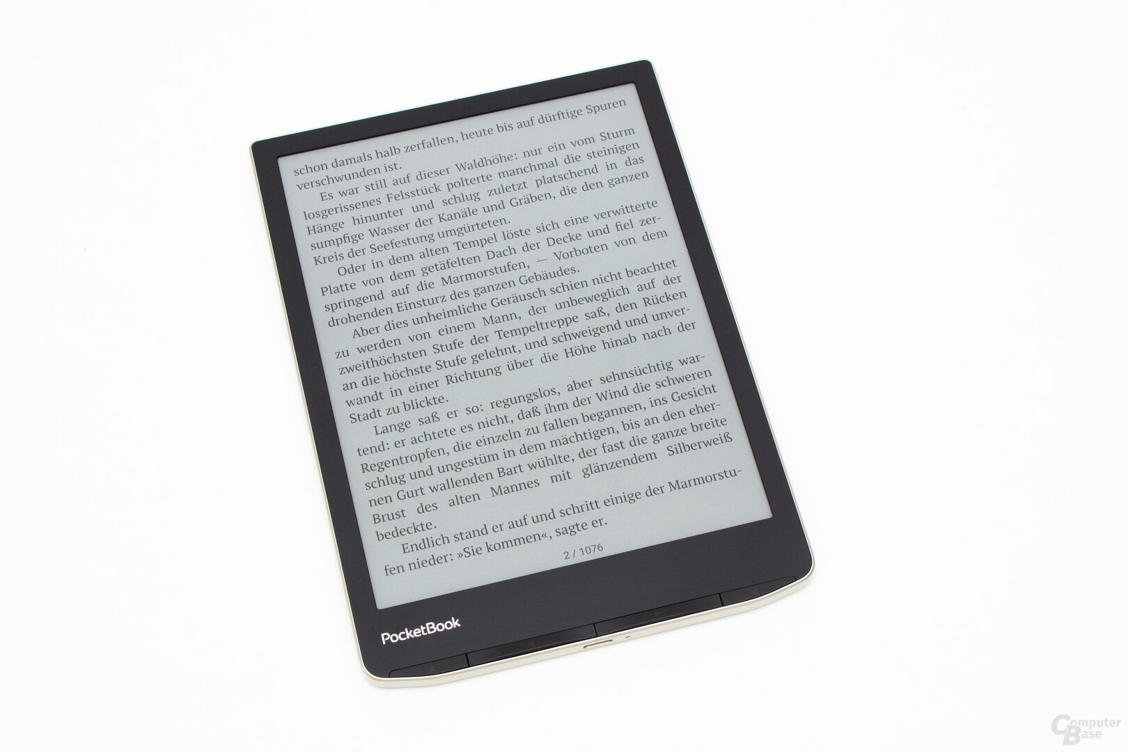 Die Textdarstellung in Graustufen ist erneut sehr gut, bei farbigen Schriften sinkt die nach wie vor hohe Auflösung