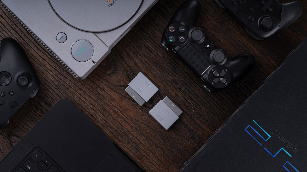 8BitDo: Neuer Retro-Receiver verbindet moderne Controller mit PlayStation 1 und 2