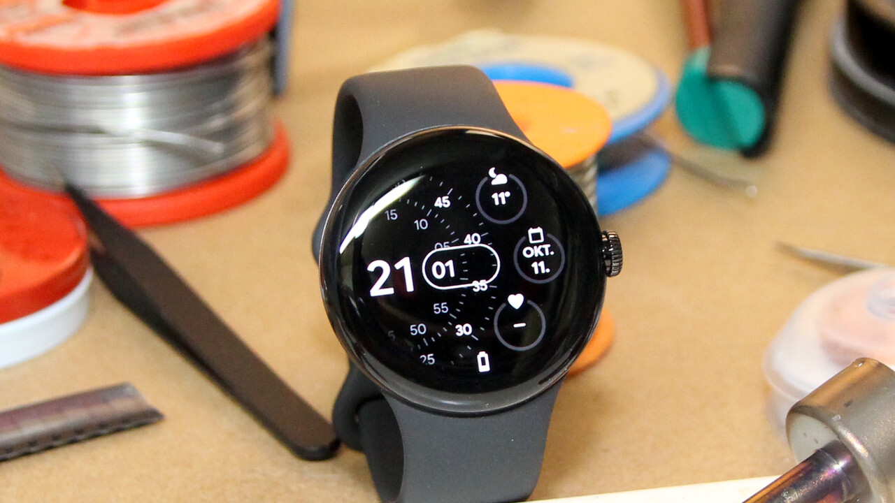 Wear OS 4: Pixel Watch 1 erhält neue Funk­ti­on­en und längere Akku­lauf­zeit