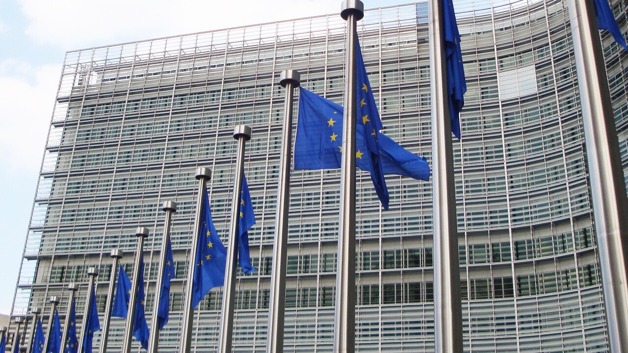 AI Act: Nach dem EU-Rat stimmen Ausschüsse im EU-Parlament zu