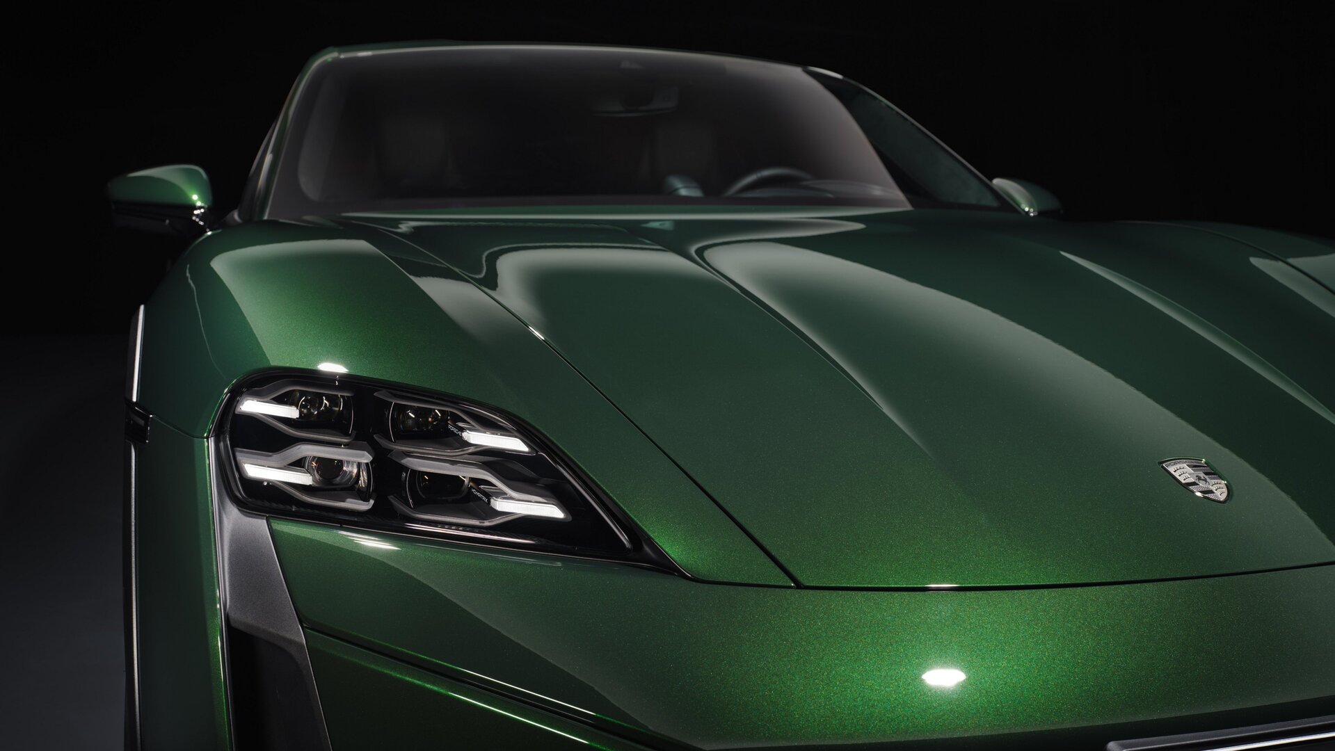 Porsche Taycan (2024)