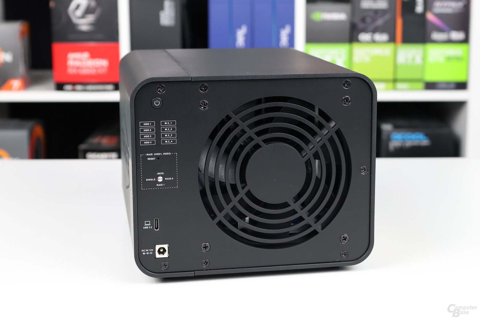 TerraMaster D8 Hybrid