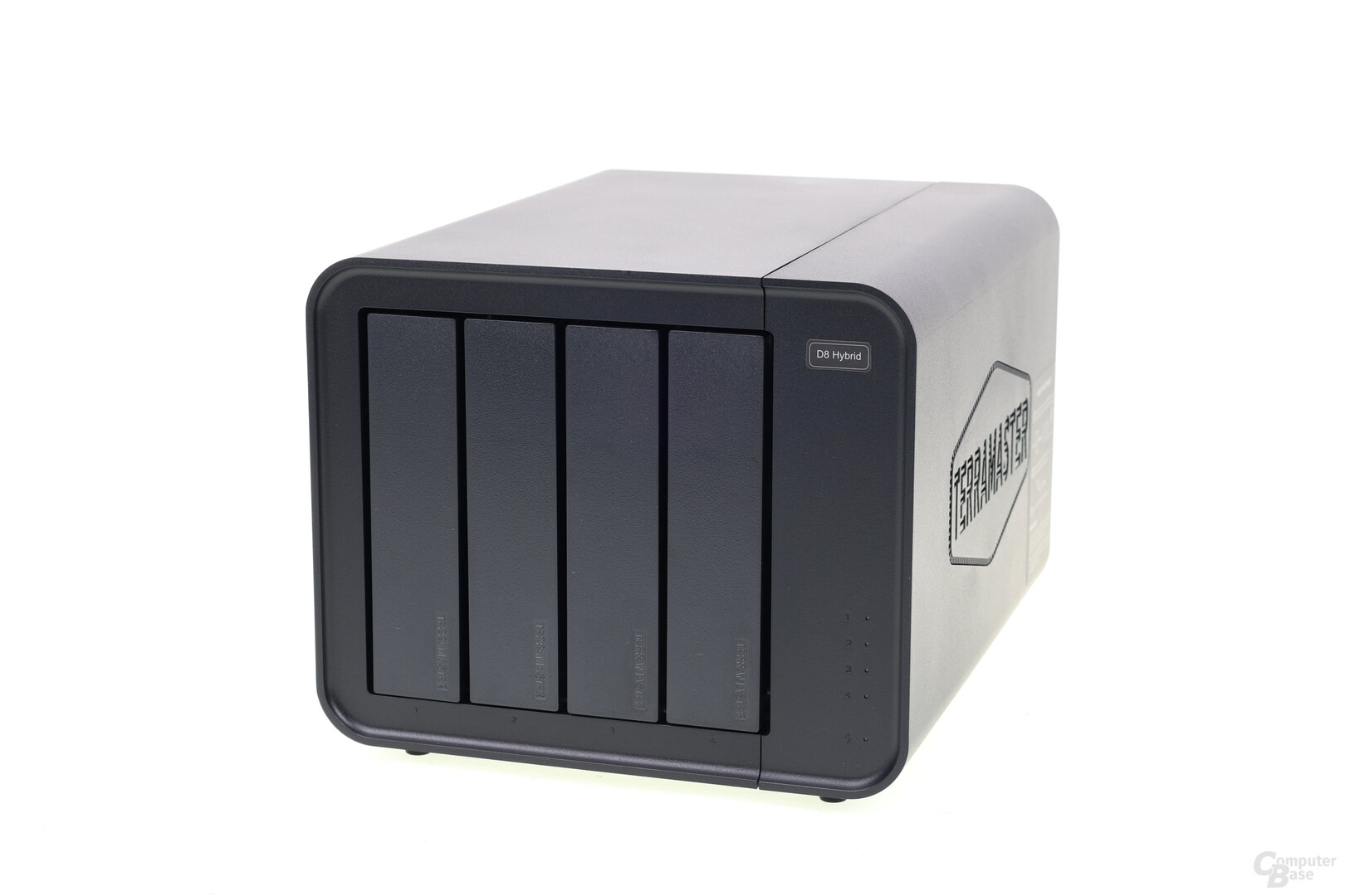 TerraMaster D8 Hybrid