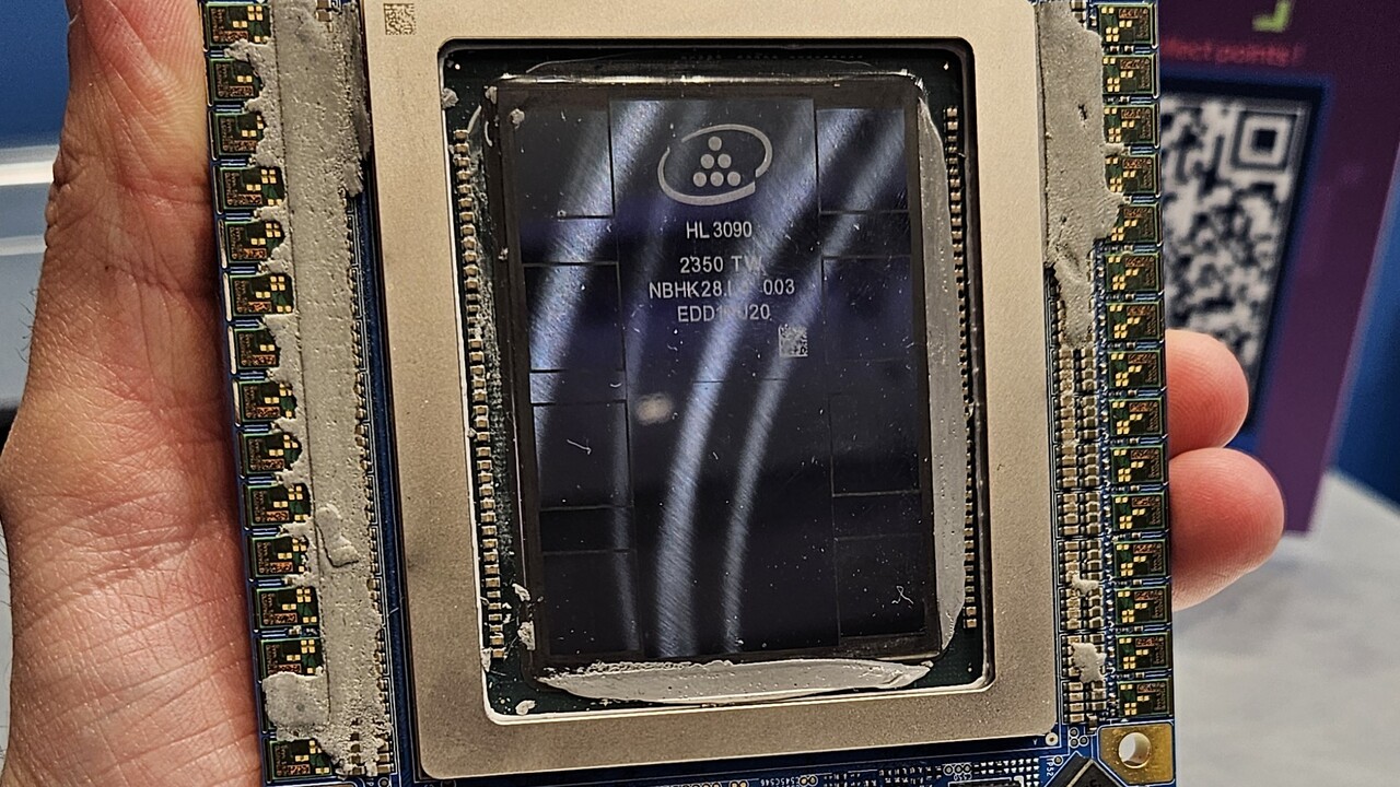 Gaudi2 & Gaudi3: Intel nennt AI-Beschleuniger-Preise und fordert Nvidia heraus