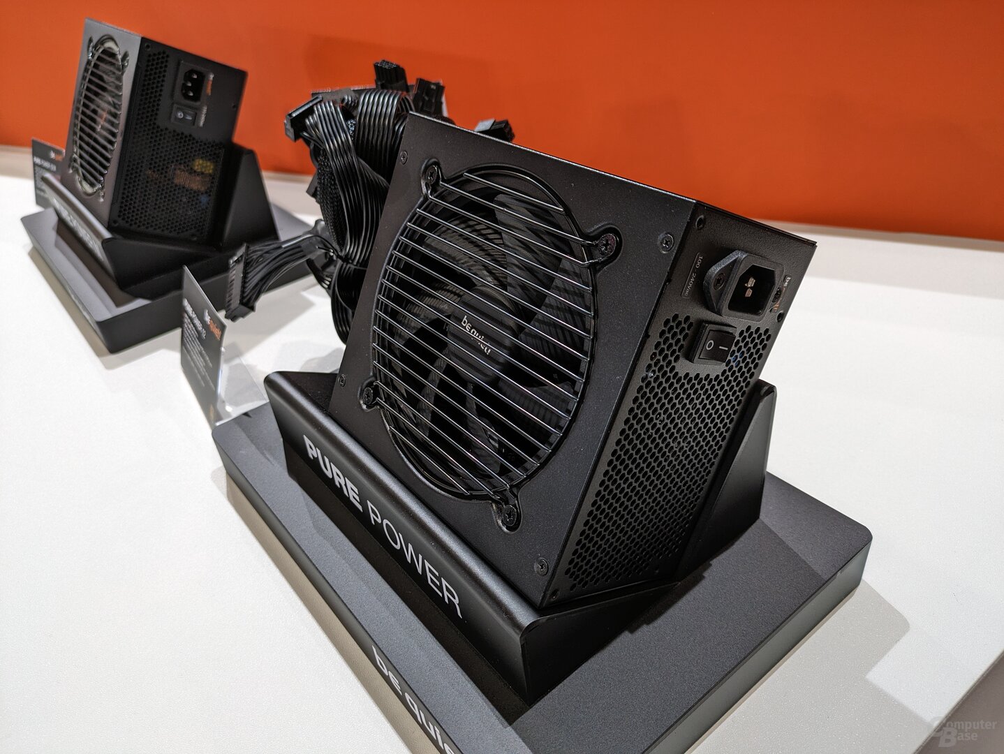 Das neue festverkabelte be quiet! Pure Power 12