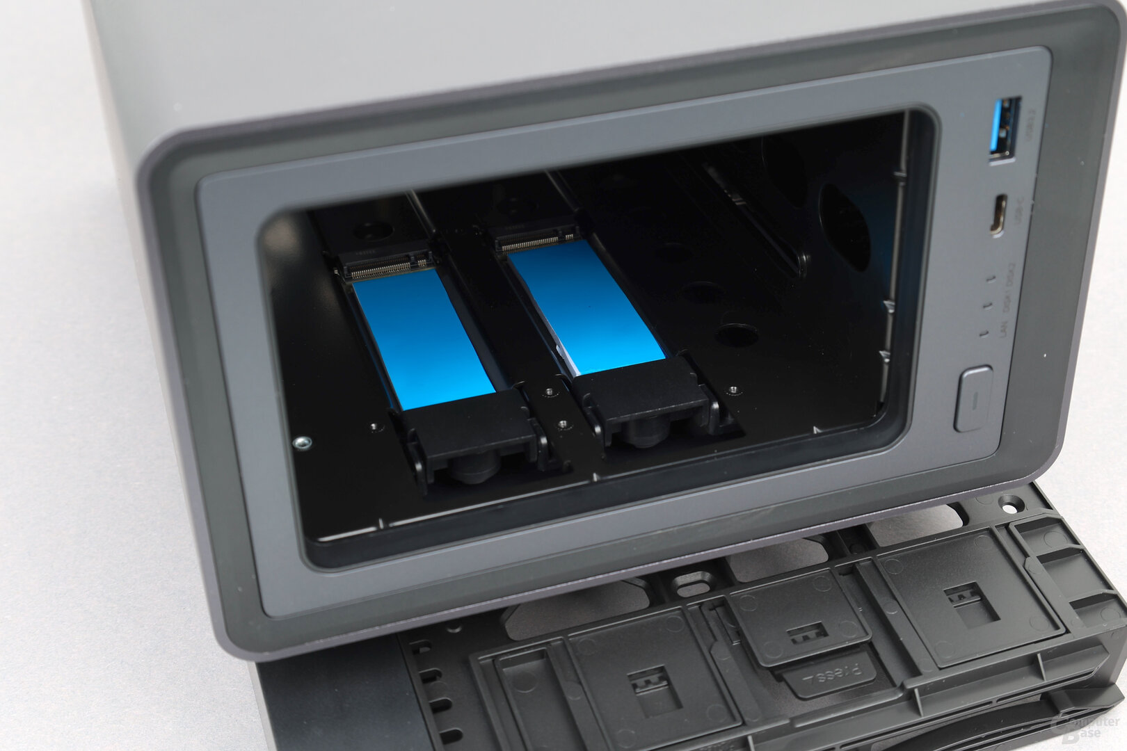 Ugreen DXP2800 NAS im Test SSDCache, Lautstärke, Leistungsaufnahme